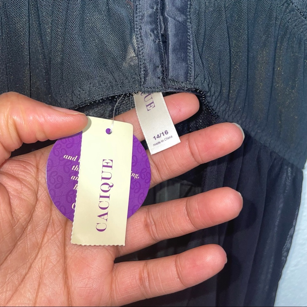 NWT Cacique velvet burnout floral lingerie chemise - Picture 9 of 9